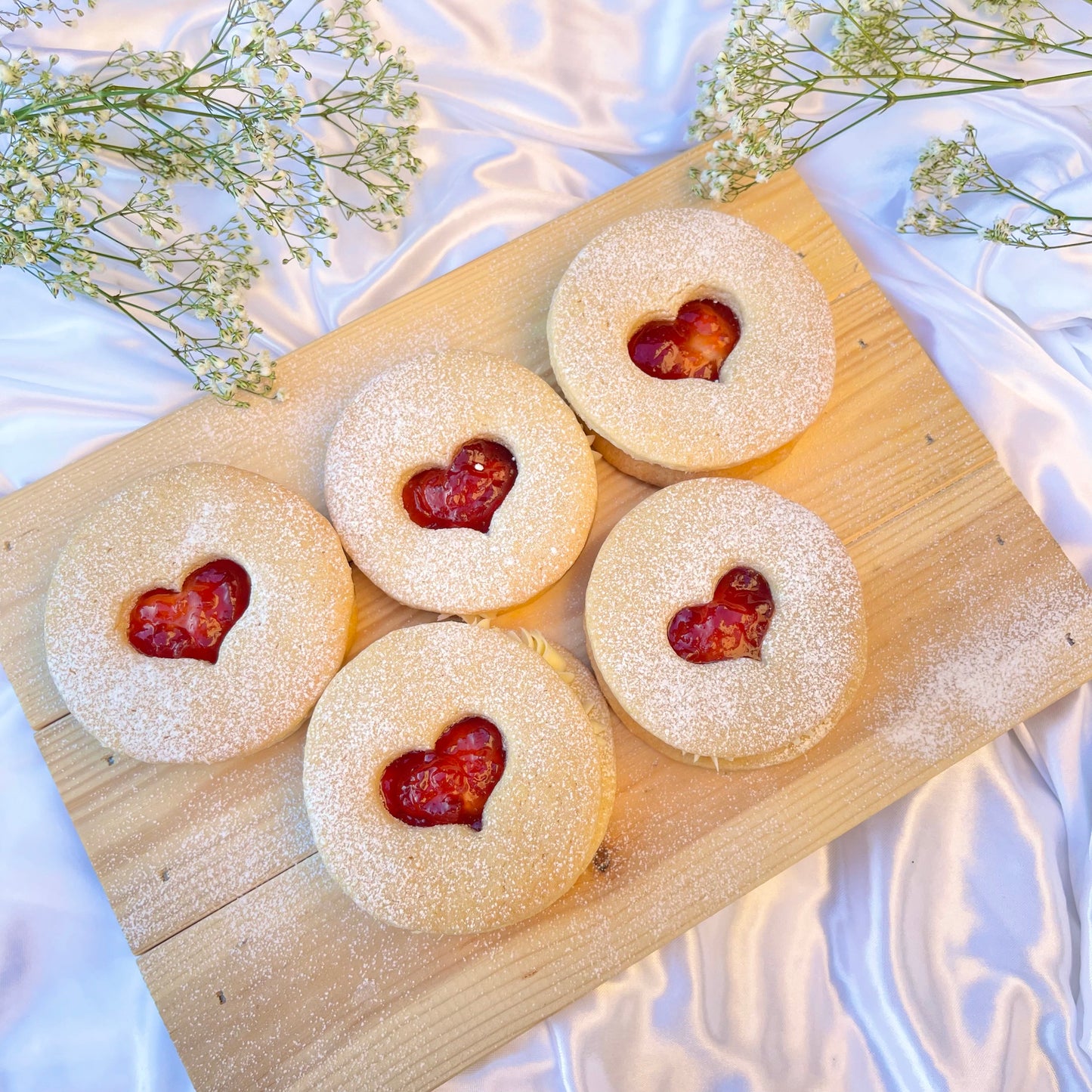 Jammy Hearts Biscuits Box