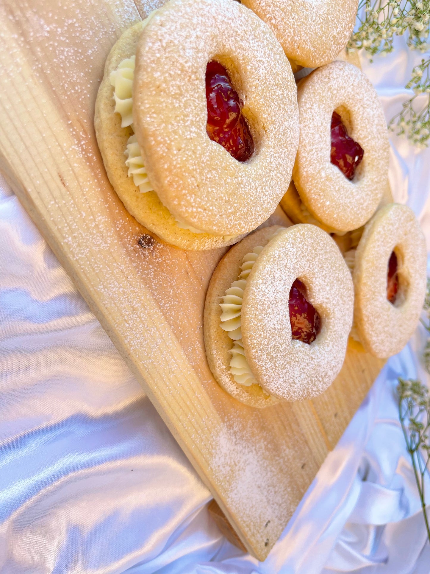Jammy Hearts Biscuits Box