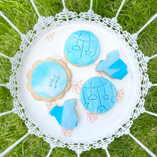 BABY BOY BISCUIT BOX OF 12